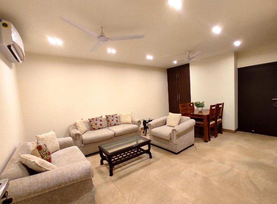 When In Gurgaon - Artemis Hospital 1 Min Walk, Fortis & Medanta 4 Mins Drive Zewnętrze zdjęcie